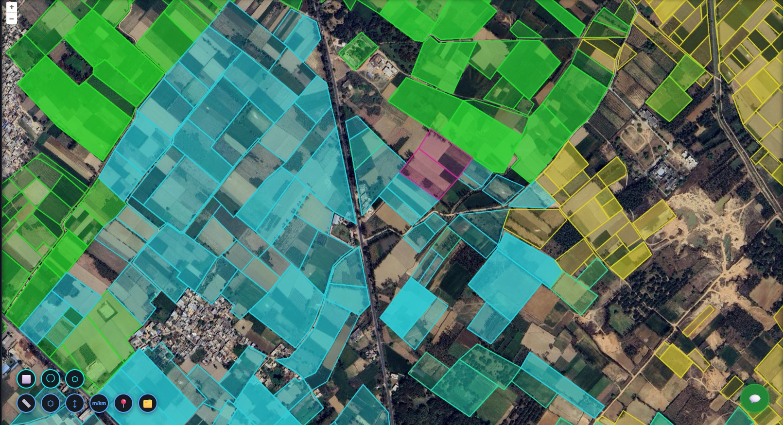 Filtered map view showing plots by sugarcane variety and planting season